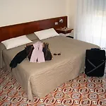 River Palace Hotel