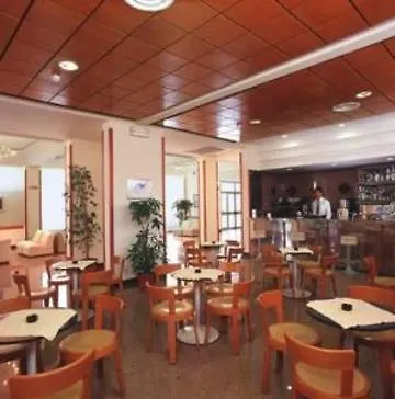River Palace Hotel 4*