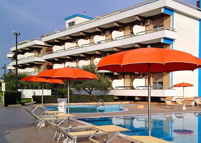 River Palace Hotel 4*