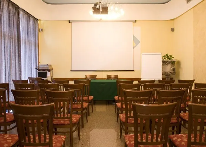 River Palace Hotel 4*