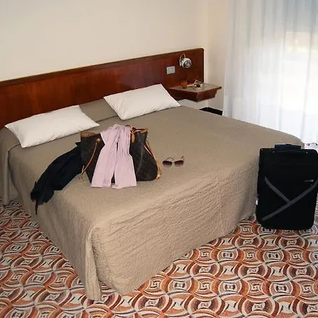 River Palace מלון
