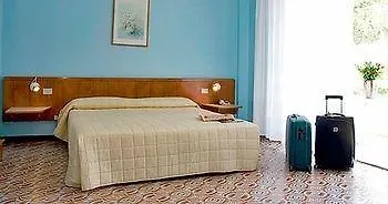 River Palace ホテル 4*